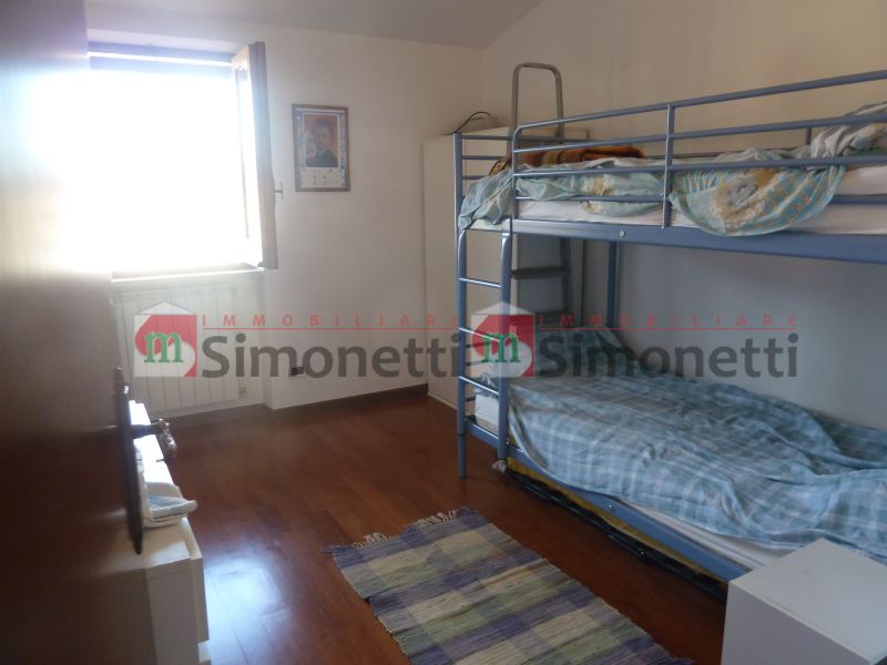 Villa a Schiera Rocca di Botte via valle stanghetta 18