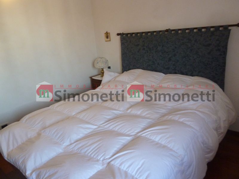 Villa a Schiera Rocca di Botte via valle stanghetta 18