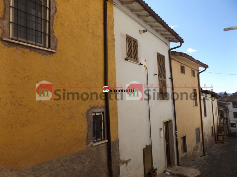 Casa indipendente Carsoli via Fonticelle 10