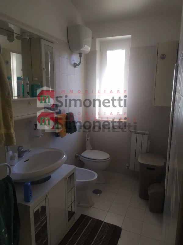 Villa a Schiera Rocca di Botte via bonifacio graziani sc
