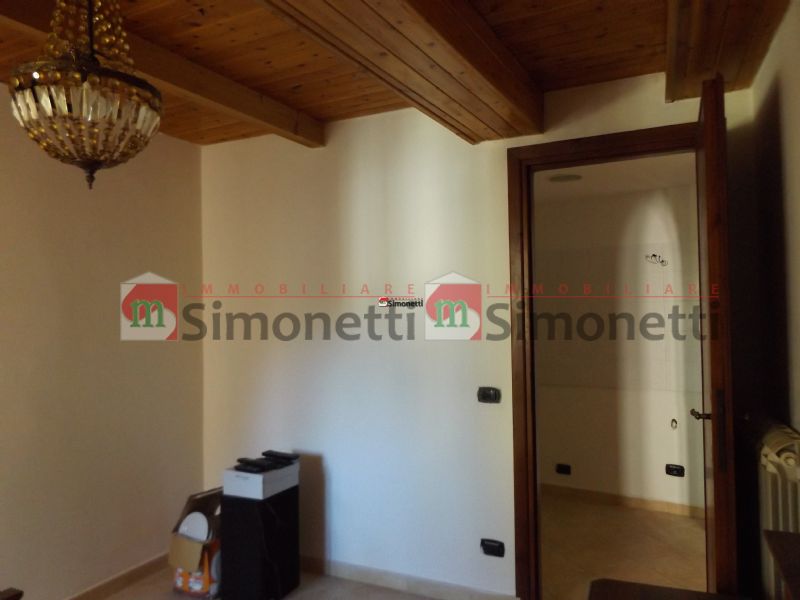 Appartamento Riofreddo via valeria 42