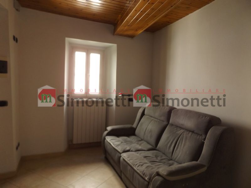 Appartamento Riofreddo via valeria 42