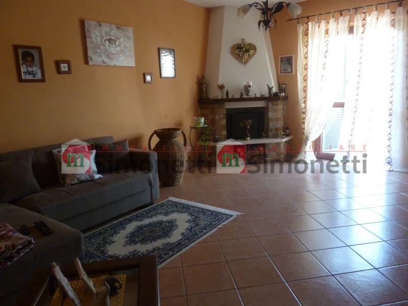 Villa Trifamiliare Oricola via colle fiorito snc