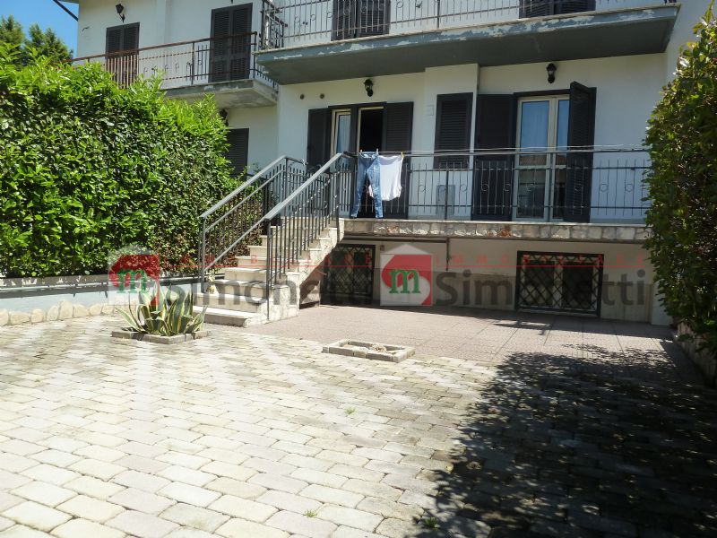 Villa Trifamiliare Oricola via colle fiorito snc