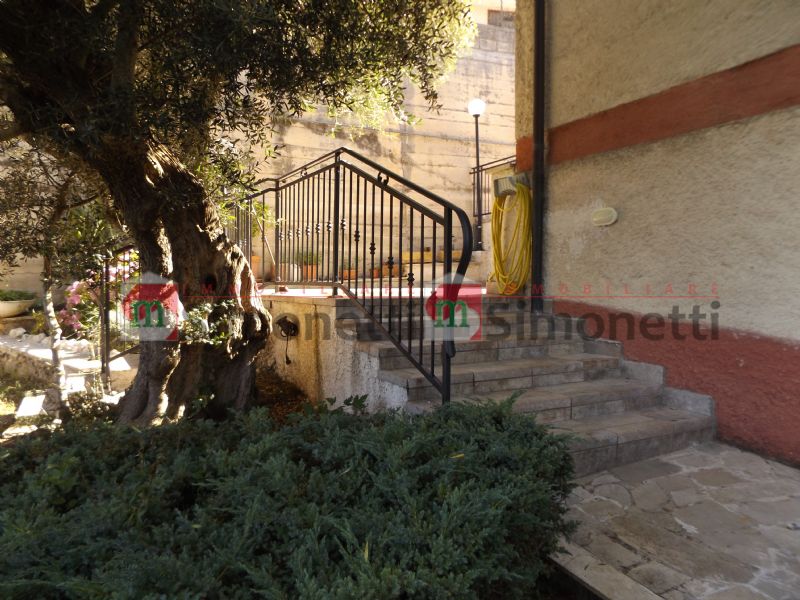 Villa Oricola via quartiere 17