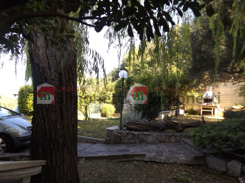 Villa Oricola via quartiere 17