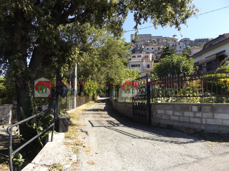 Villa Oricola via quartiere 17