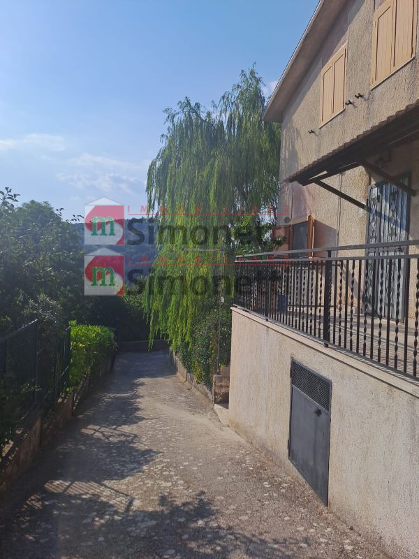 Villa Oricola via quartiere 17