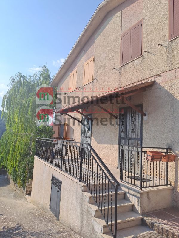 Villa Oricola via quartiere 17