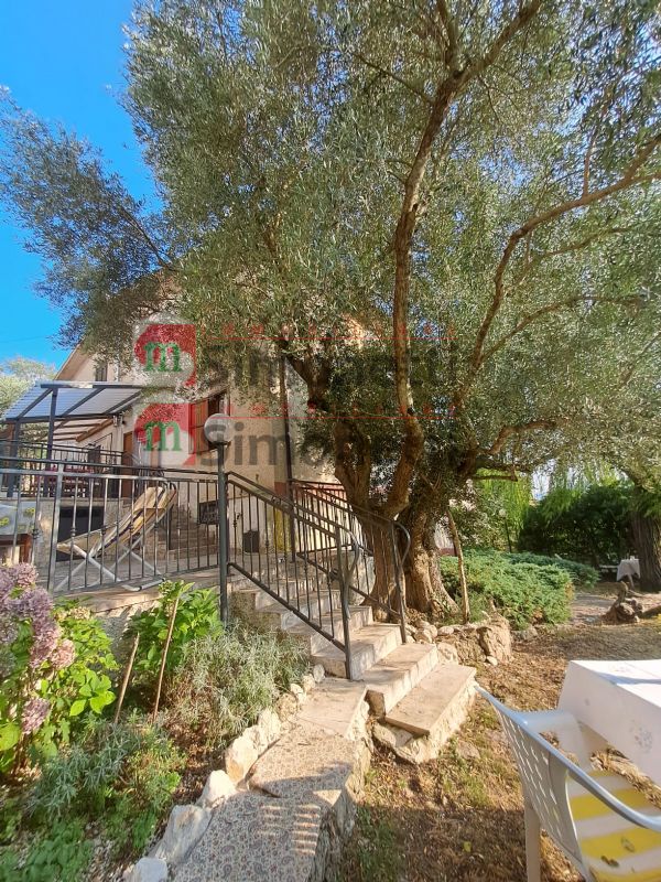 Villa Oricola via quartiere 17