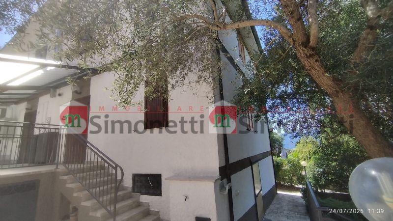 Villa Oricola via quartiere 17