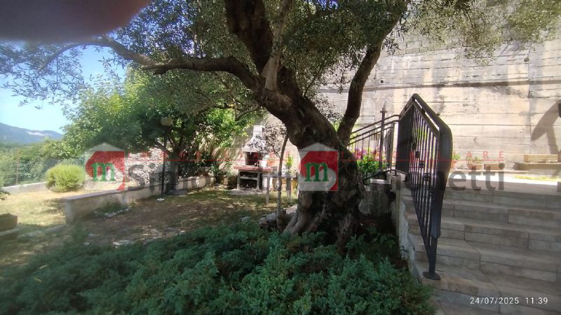 Villa Oricola via quartiere 17
