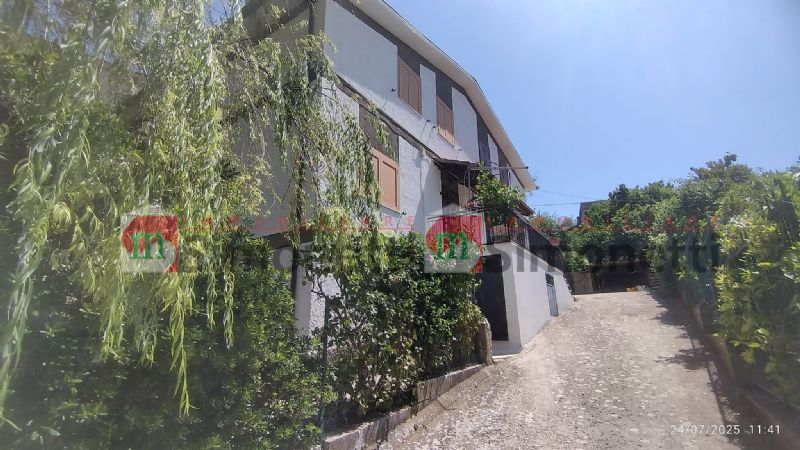 Villa Oricola via quartiere 17