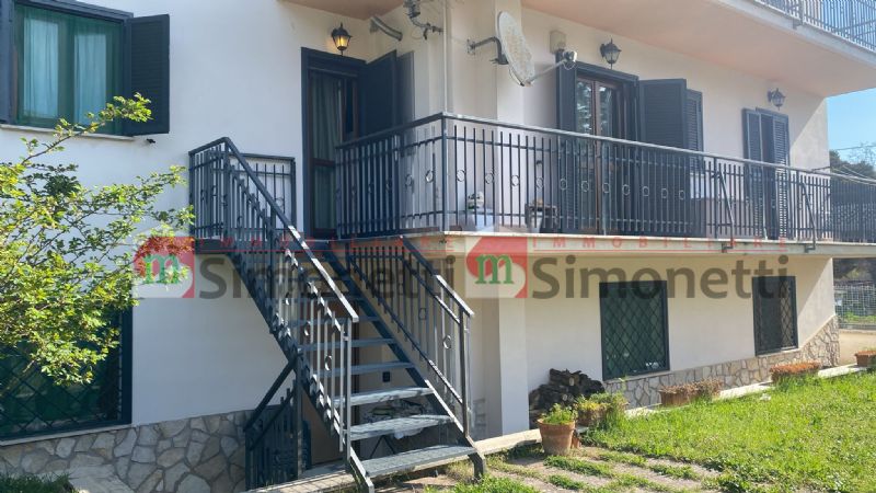 Appartamento Oricola via COLLE FIORITO 24