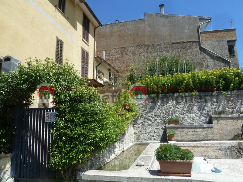 Casa indipendente Carsoli via villaromana