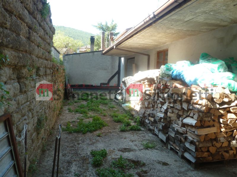 Porzione di casa Pereto via della fonte vecchia sc