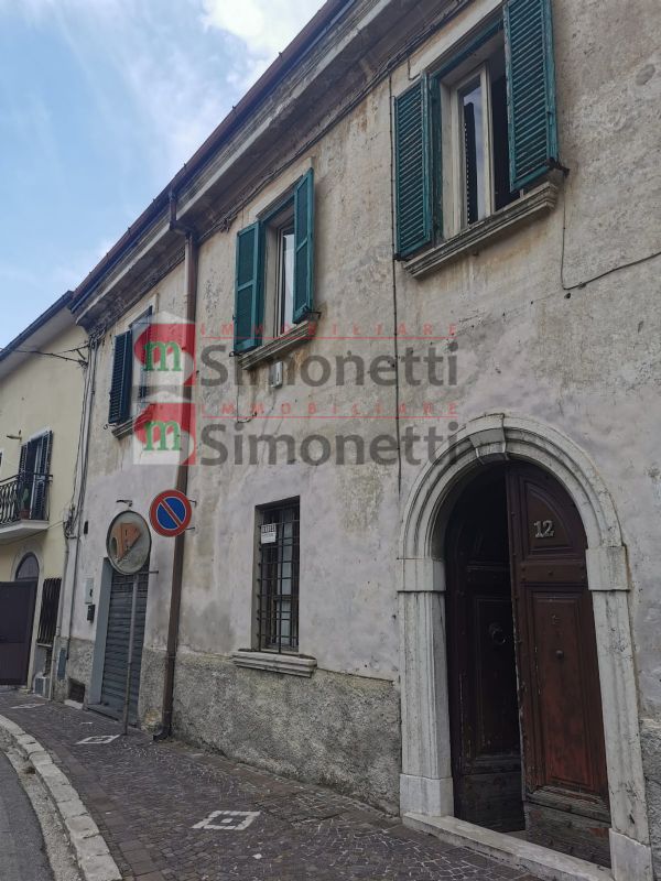 Appartamento Civitella Roveto via roma 12