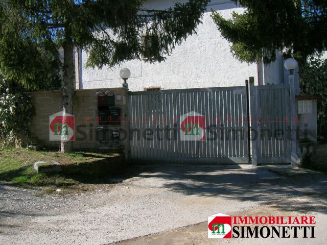 Appartamento Rocca di Botte strada 1