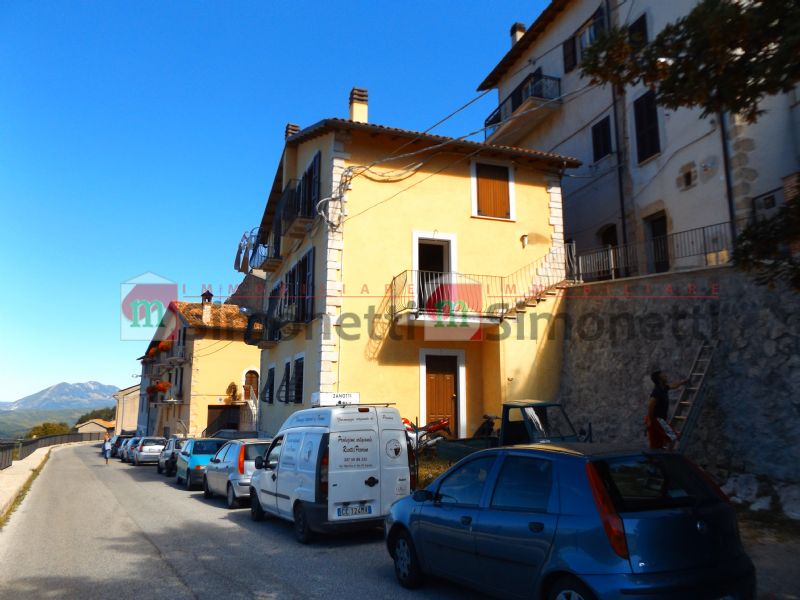 Appartamento Carsoli strada statale Tiburtina Valeria