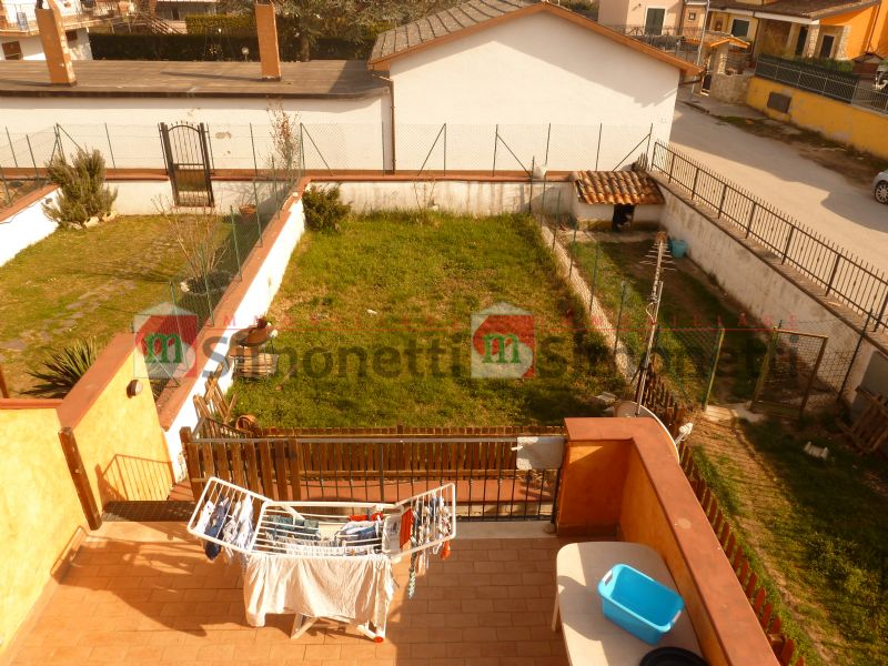 Casa indipendente Oricola via Delle Rose 1
