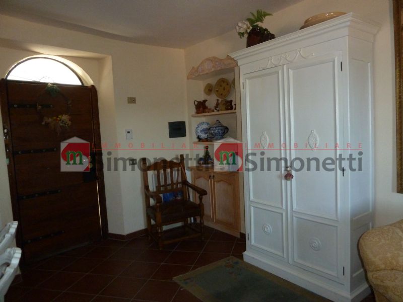 Stabile Palazzo Pereto piazzetta Maccafani 15