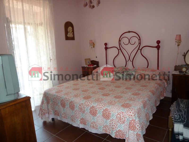 Stabile Palazzo Pereto piazzetta Maccafani 15