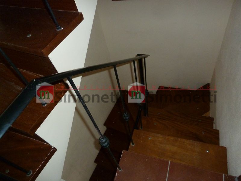 Stabile Palazzo Pereto piazzetta Maccafani 15