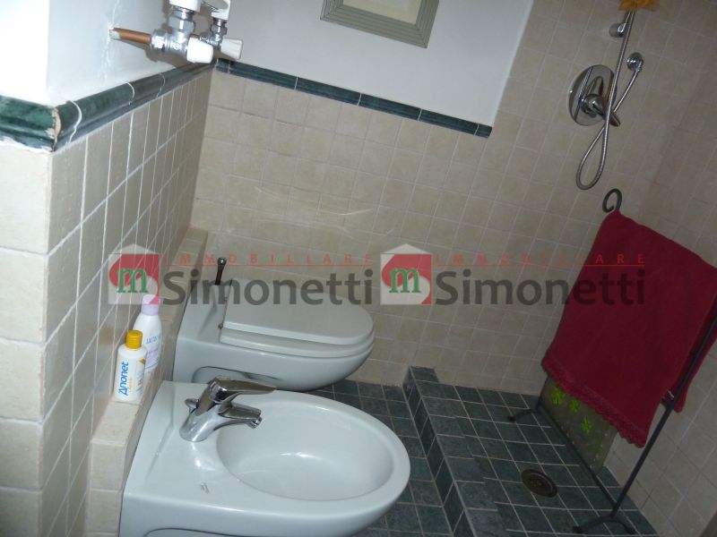 Stabile Palazzo Pereto piazzetta Maccafani 15