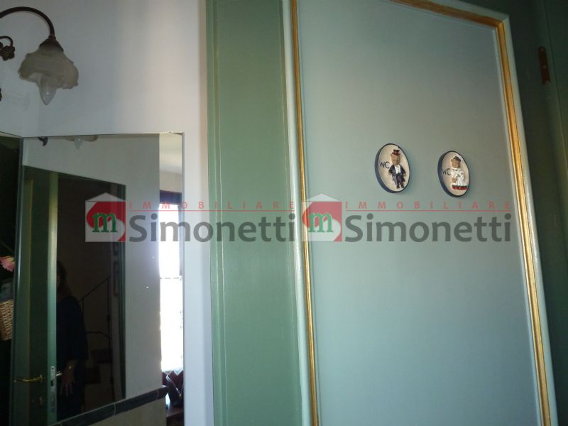 Stabile Palazzo Pereto piazzetta Maccafani 15