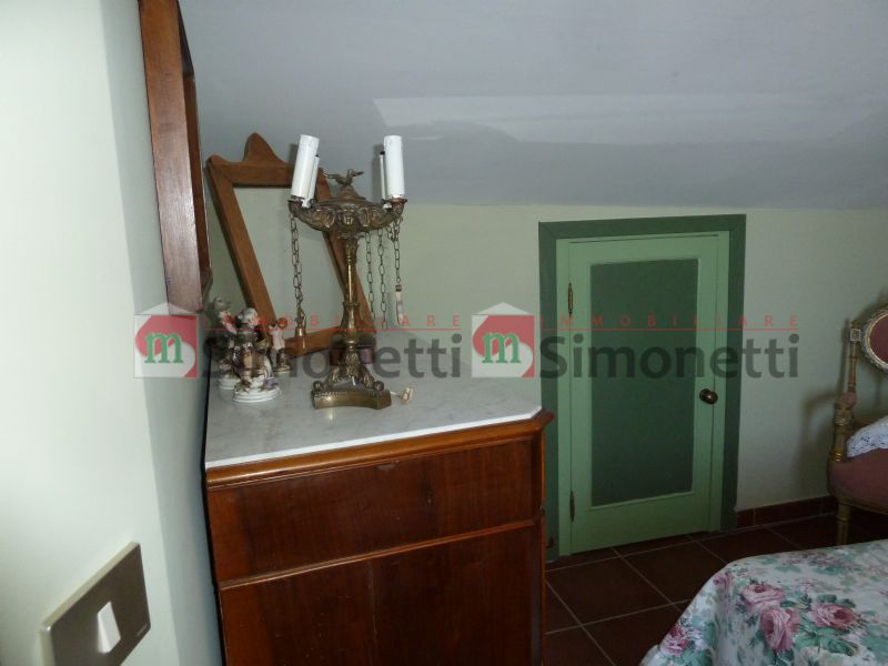 Stabile Palazzo Pereto piazzetta Maccafani 15