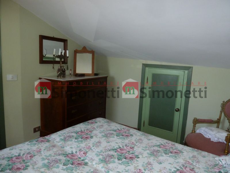 Stabile Palazzo Pereto piazzetta Maccafani 15