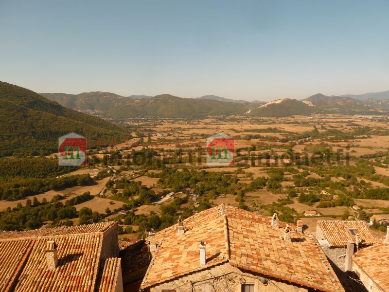 Stabile Palazzo Pereto piazzetta Maccafani 15