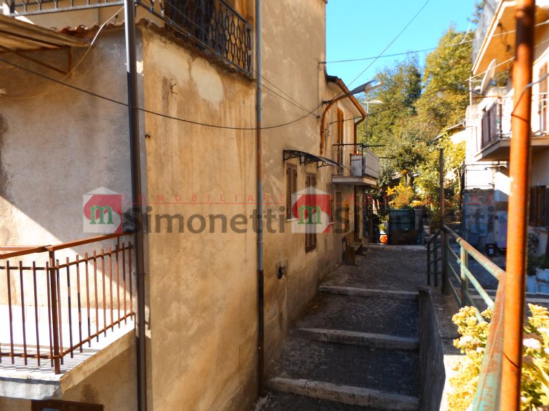Appartamento Carsoli scalinata San Antonio 29
