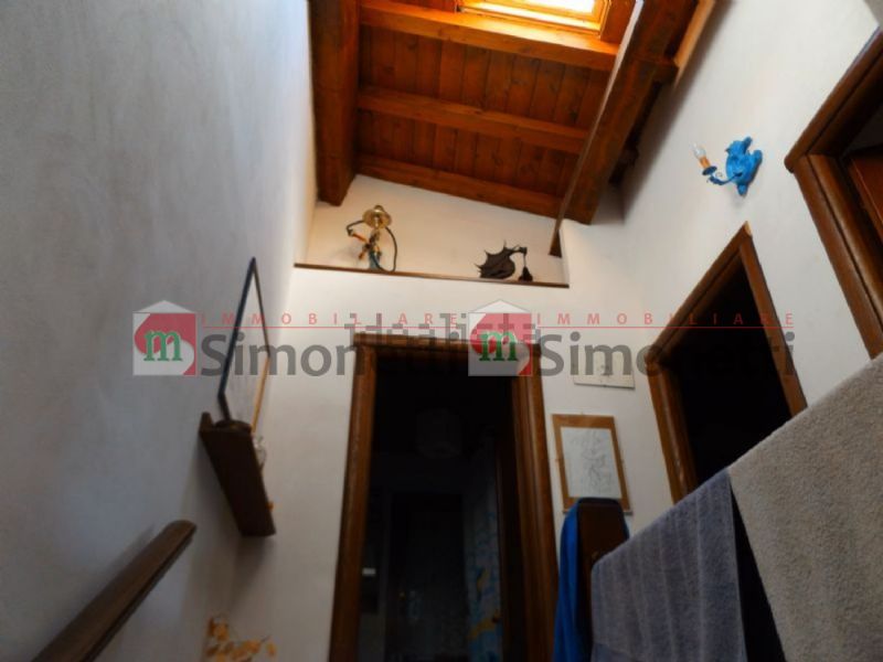 Casa indipendente Pereto via delle piagge 19