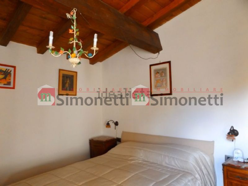 Casa indipendente Pereto via delle piagge 19