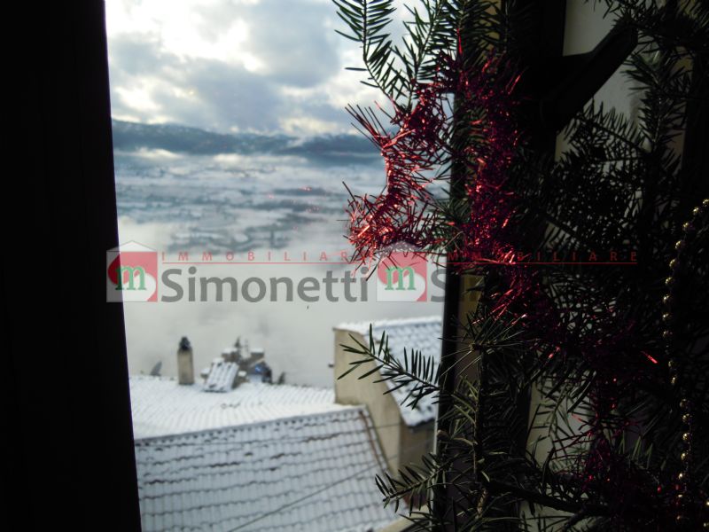 Casa indipendente Pereto via delle piagge 19