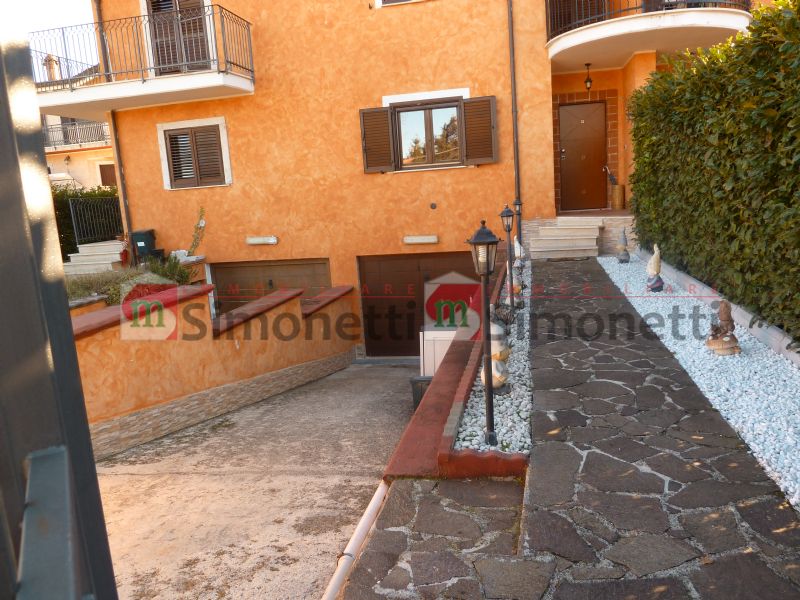 Villa Quadrifamiliare Oricola strada statale 5