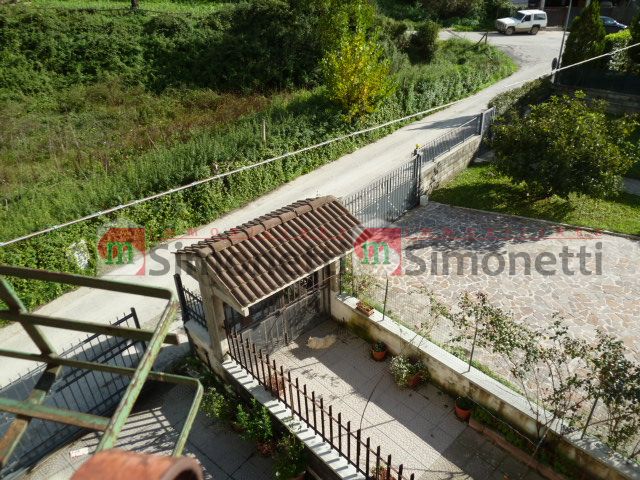 Appartamento Carsoli via la mola sc