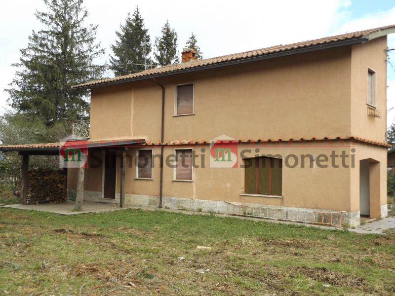 Villa Unifamiliare Rocca di Botte via bonifacio graziani 19