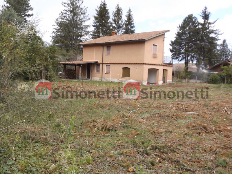 Villa Unifamiliare Rocca di Botte via bonifacio graziani 19