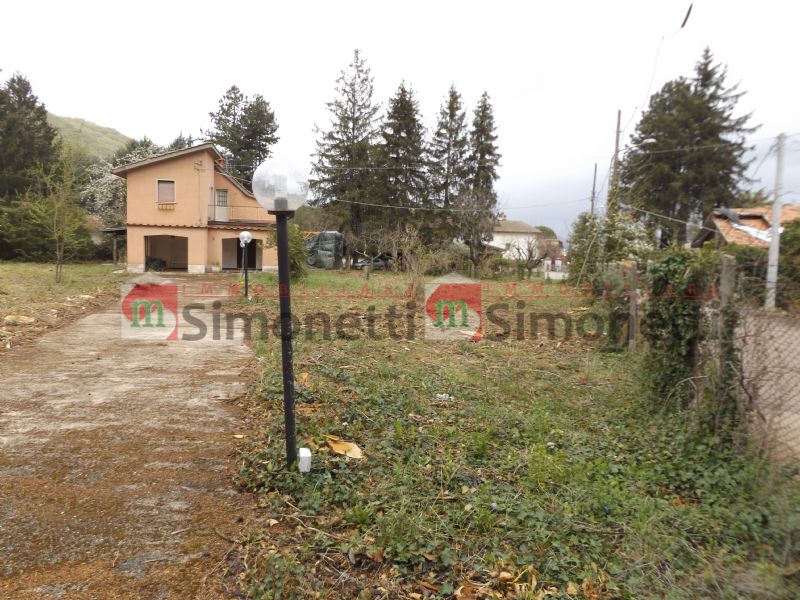 Villa Unifamiliare Rocca di Botte via bonifacio graziani 19