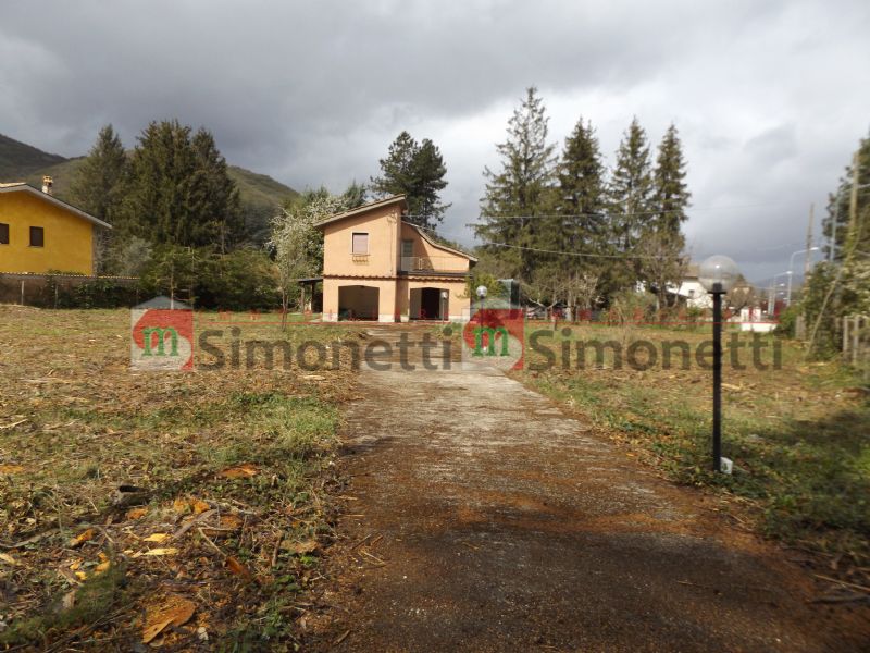 Villa Unifamiliare Rocca di Botte via bonifacio graziani 19