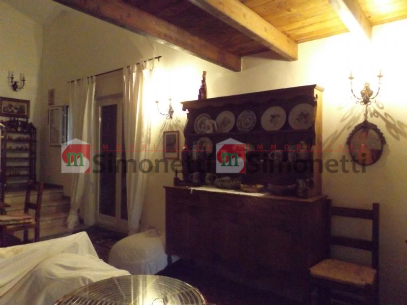 Villa Unifamiliare Rocca di Botte via bonifacio graziani 19