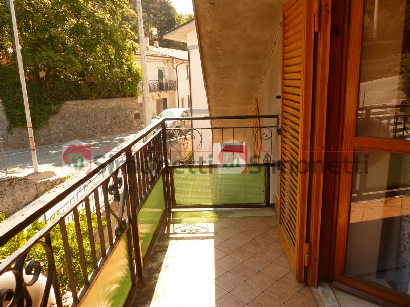 Casa indipendente Pereto via BORGO MODENA 15