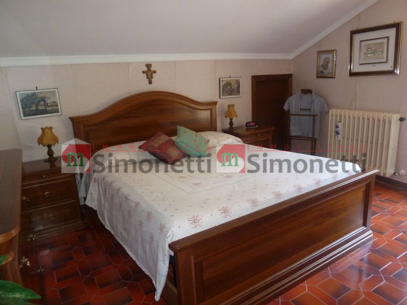 Casa indipendente Pereto via BORGO MODENA 15