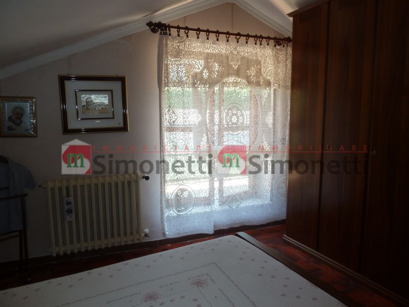 Casa indipendente Pereto via BORGO MODENA 15