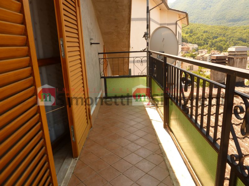 Casa indipendente Pereto via BORGO MODENA 15