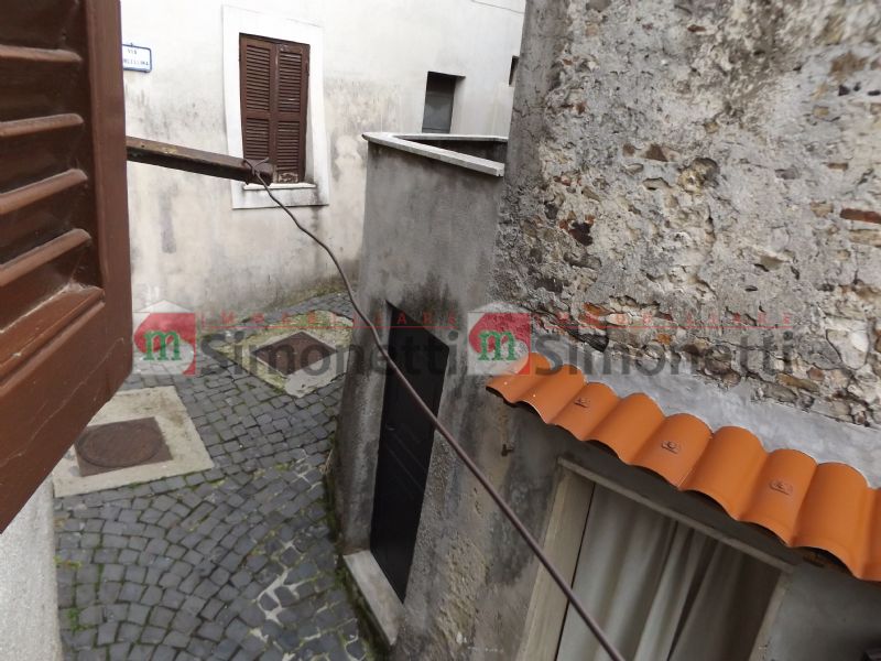Appartamento Carsoli plaza delle erbe 1