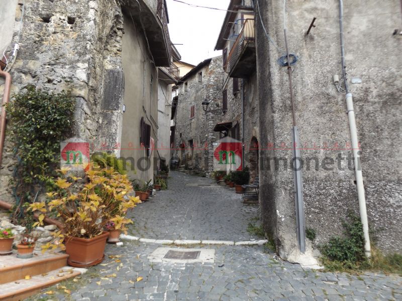 Appartamento Carsoli plaza delle erbe 1