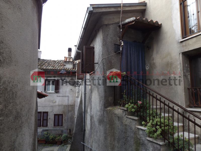 Appartamento Carsoli plaza delle erbe 1